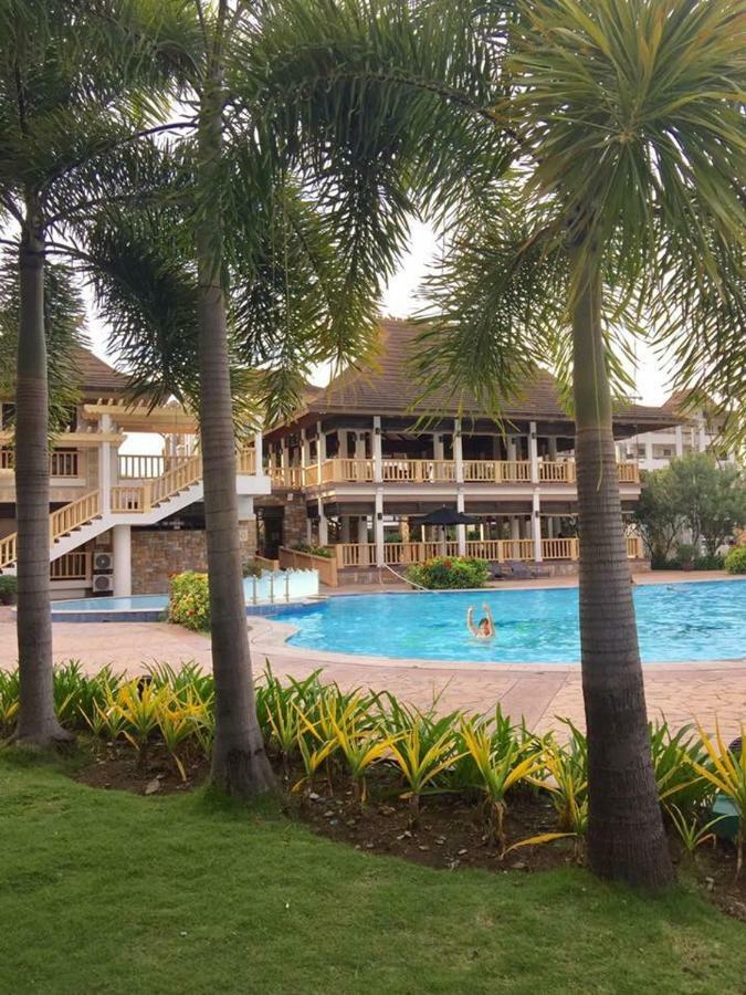 Davao 2Br One Oasis Beside Sm Mall-Wifi Exterior photo